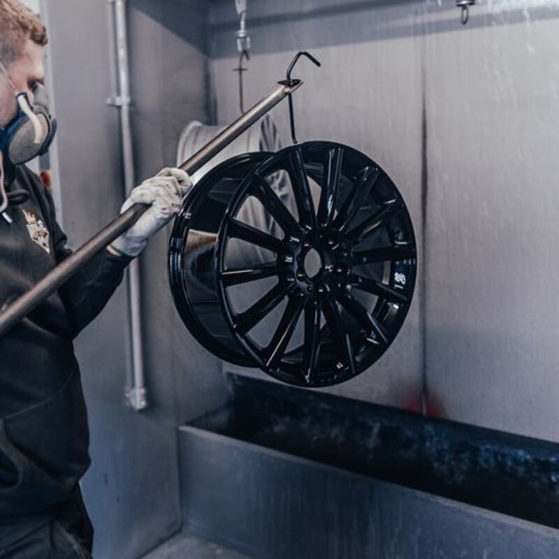 Discover why you should book online for alloy wheel repairs